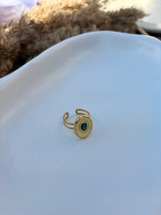 Green Emerald Ring
